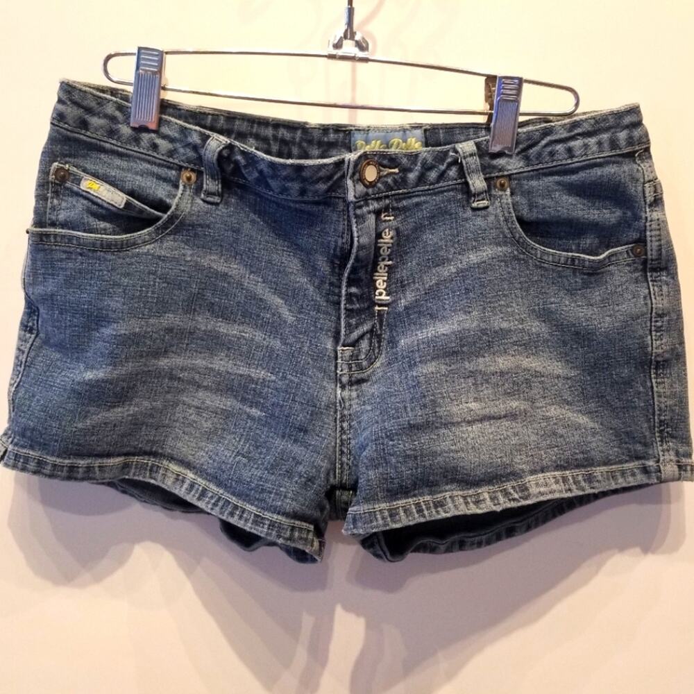 Pelle Pelle Denim Premium Short Shorts Lightweight Comfortable Women's‎ Size 30